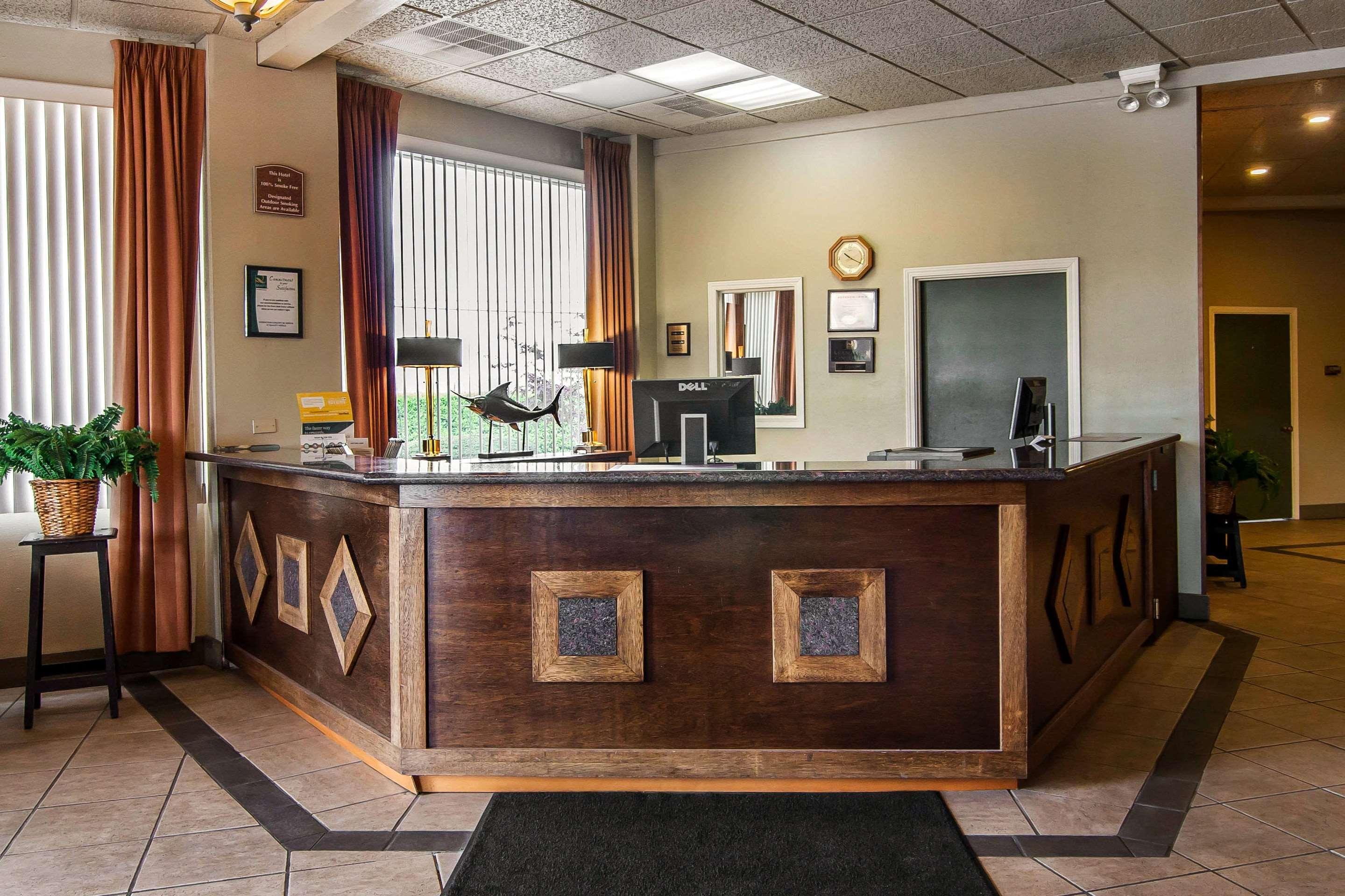 Quality Inn & Suites At Coos Bay North Bend Exterior foto