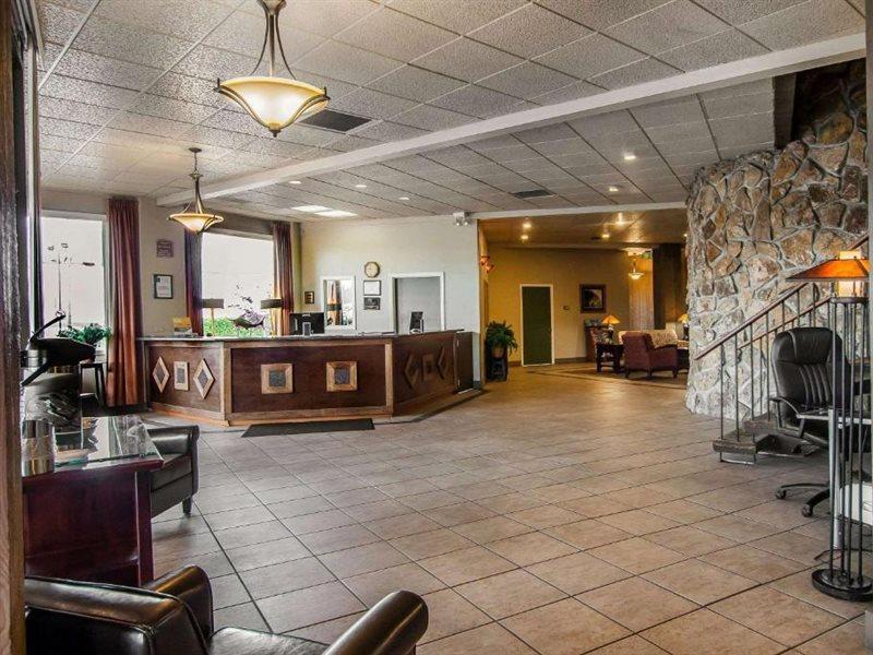 Quality Inn & Suites At Coos Bay North Bend Exterior foto