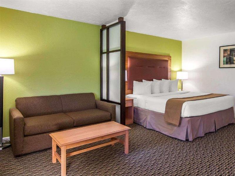 Quality Inn & Suites At Coos Bay North Bend Exterior foto